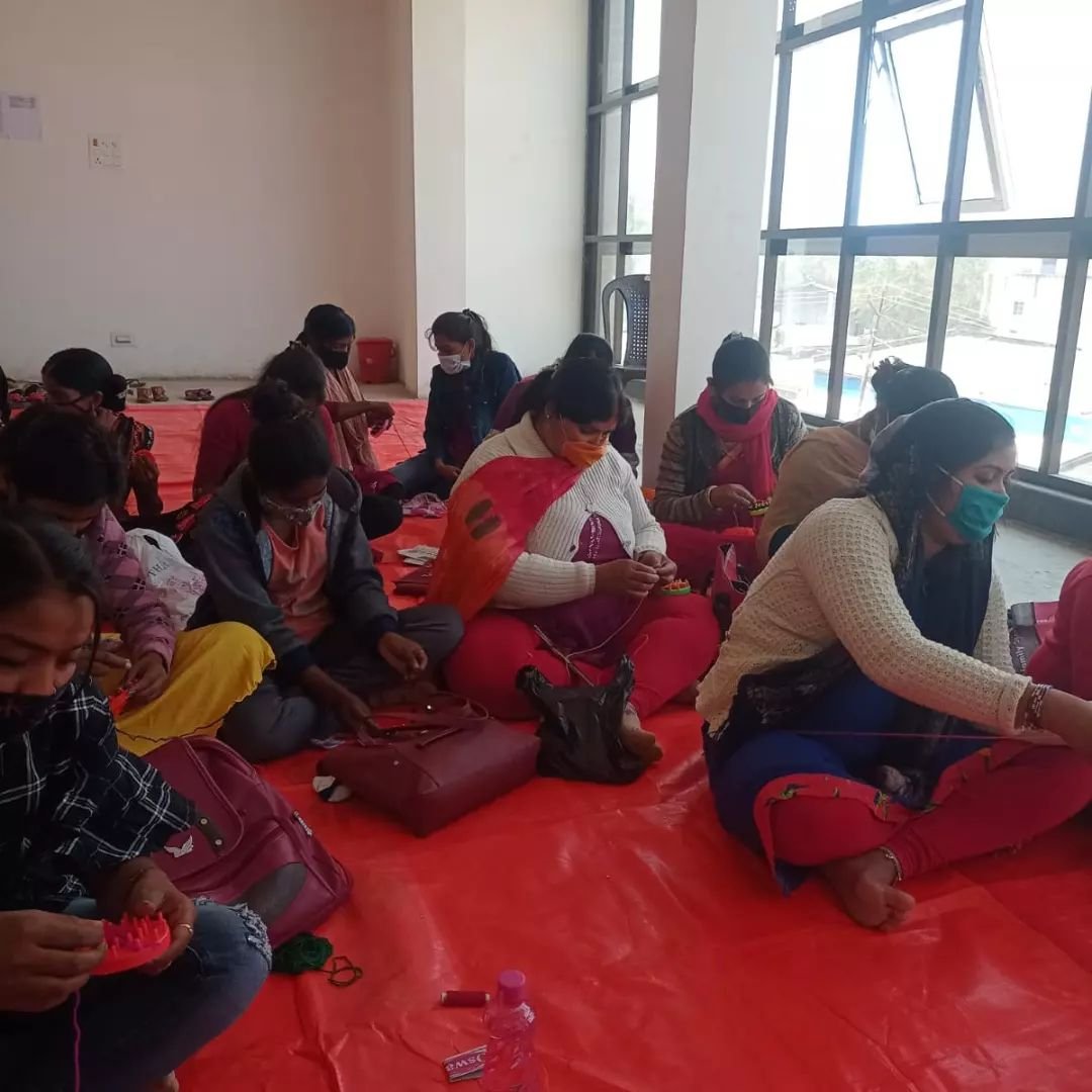 Traditional Hand Embroiderer Trainning Program